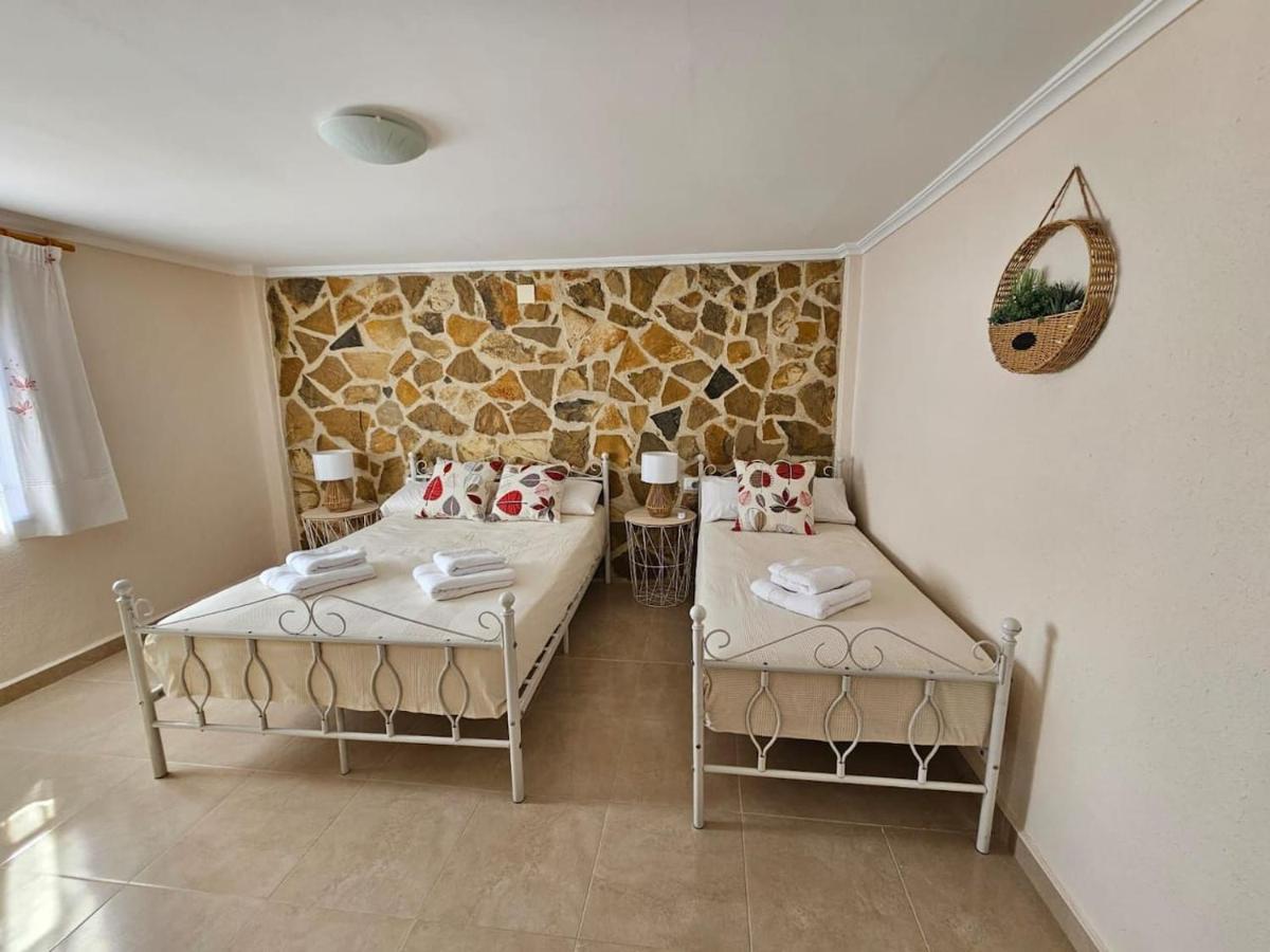 Buen Estar, Piscina, Barbacoa, Jacuzzi En Valencia Villa Turís Exterior photo