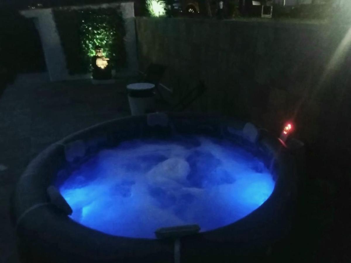 Buen Estar, Piscina, Barbacoa, Jacuzzi En Valencia Villa Turís Exterior photo