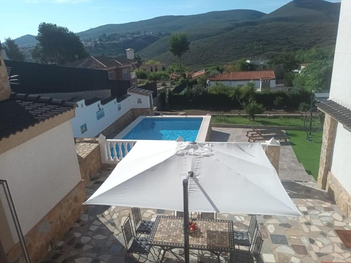 Buen Estar, Piscina, Barbacoa, Jacuzzi En Valencia Villa Turís Exterior photo