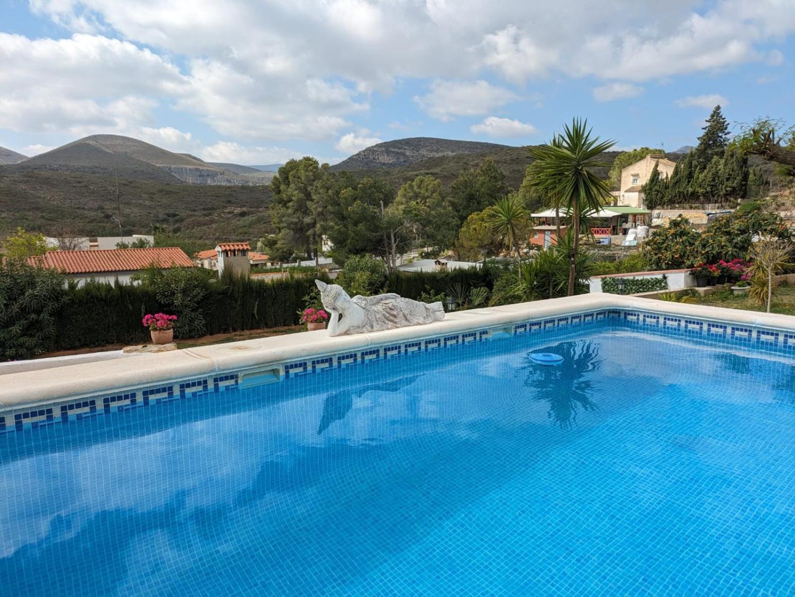 Buen Estar, Piscina, Barbacoa, Jacuzzi En Valencia Villa Turís Exterior photo
